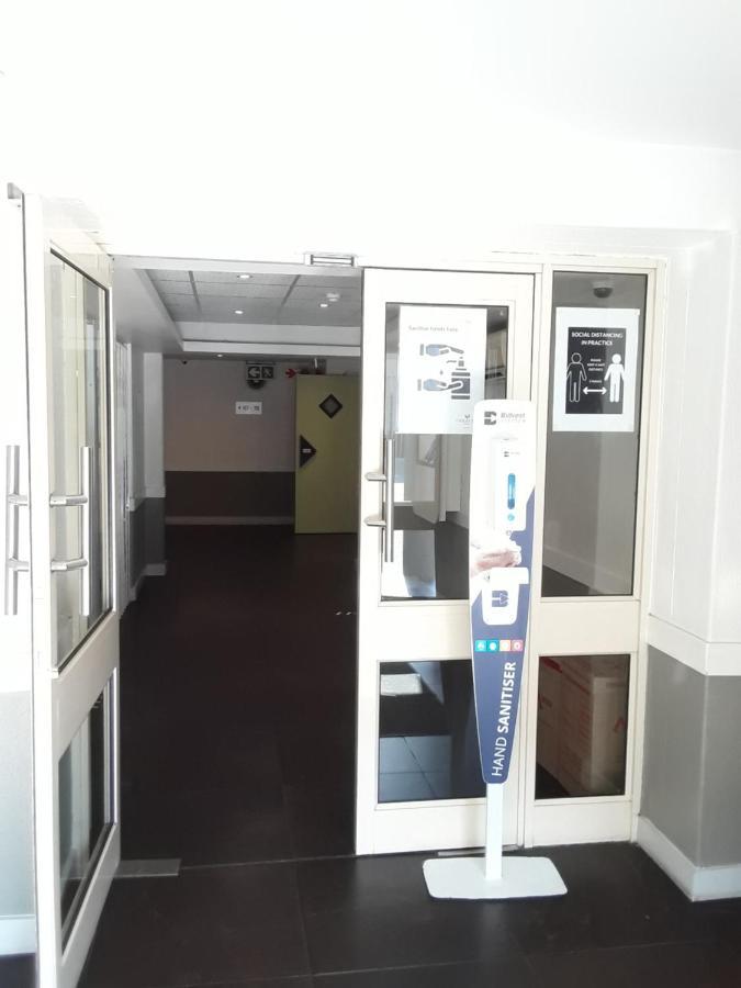 SUN1 Durban Hotel Bagian luar foto
